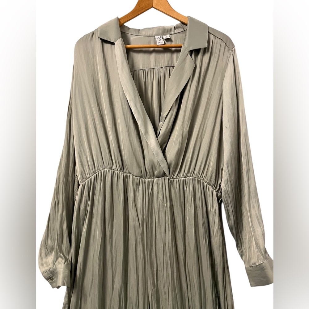 JOIE Satin Jumpsuit Seafoam Green Wide Leg Long Sleeve Belt Loops Womens Large - Picture 3 of 4